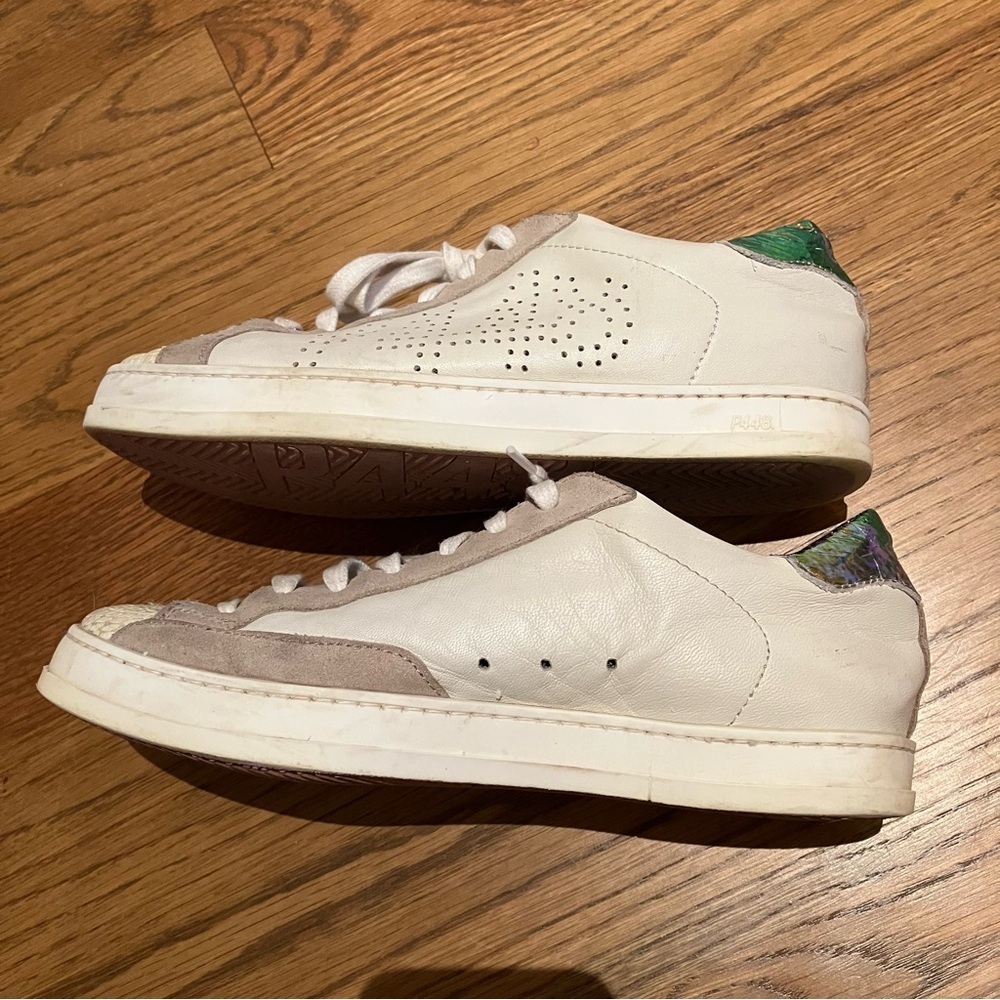 P448 White Leather John Sneaker Snakeskin
& Holographic Details (36) - Picture 8 of 12